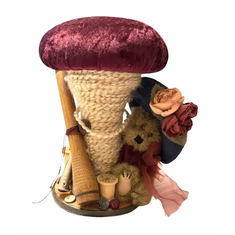 VINTAGE HANDMADE Pin Cushion With Teddy Bear Sewing Stand Spool Holder 3406-63